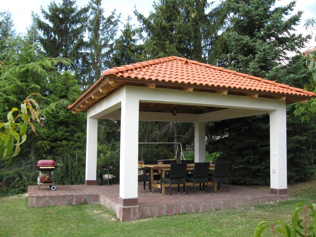 Barcza Vendeghaz Hotel Balatonfüred Exterior foto